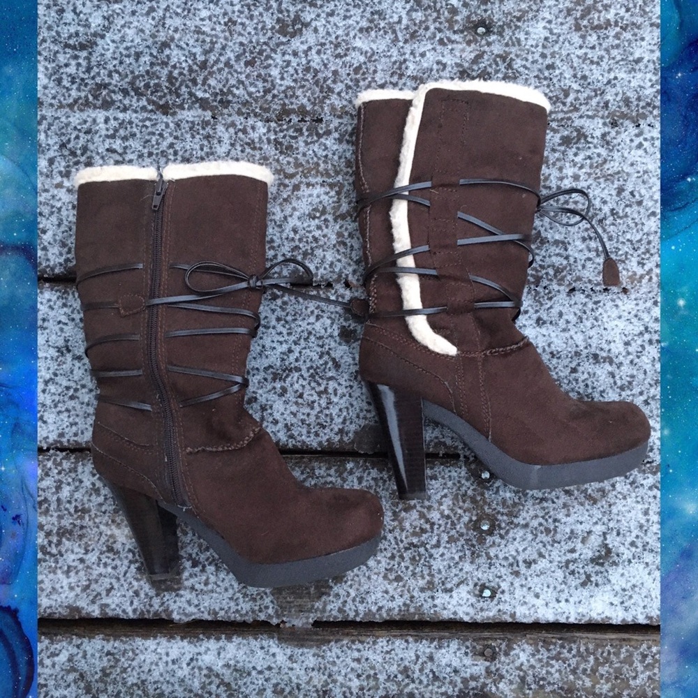 Hot Cakes boots size 7